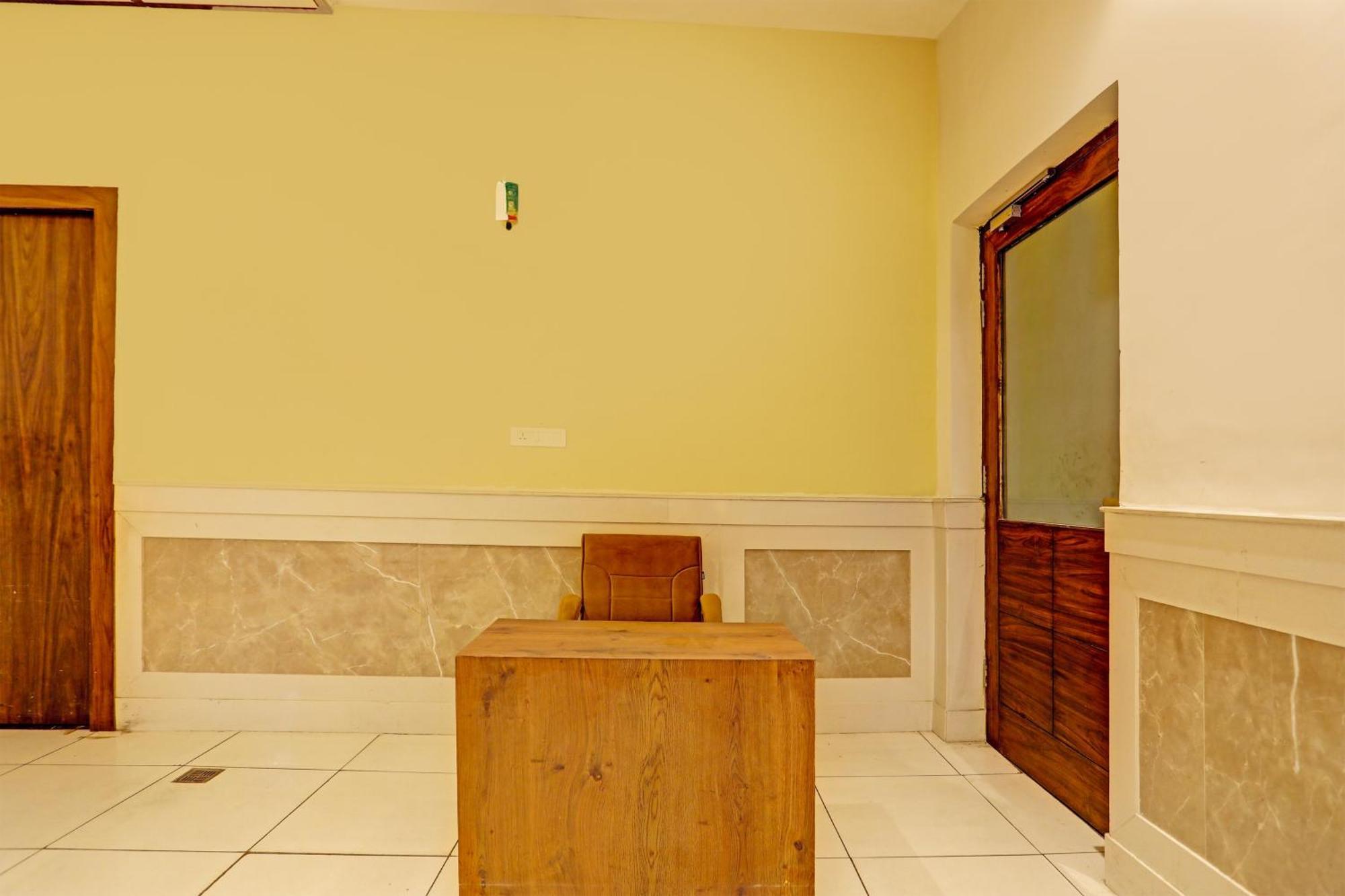 Hotel O Miraas Hotel And Banquet Hall Ludhiana Exterior photo